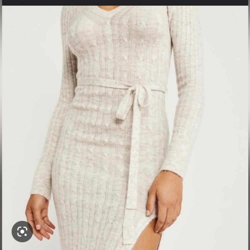 Abercrombie and fitch vneck sweater midi dress